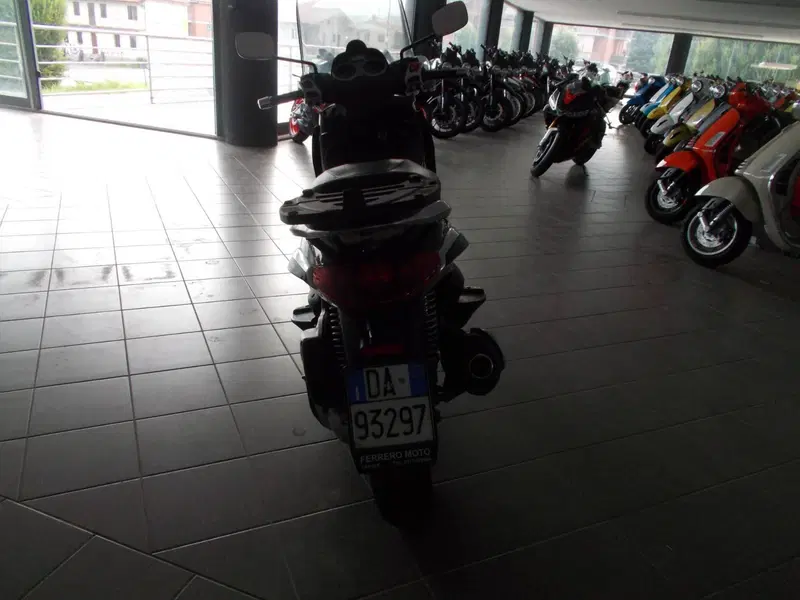 Piaggio Beverly 250 i.e. (2004 - 06) (5)