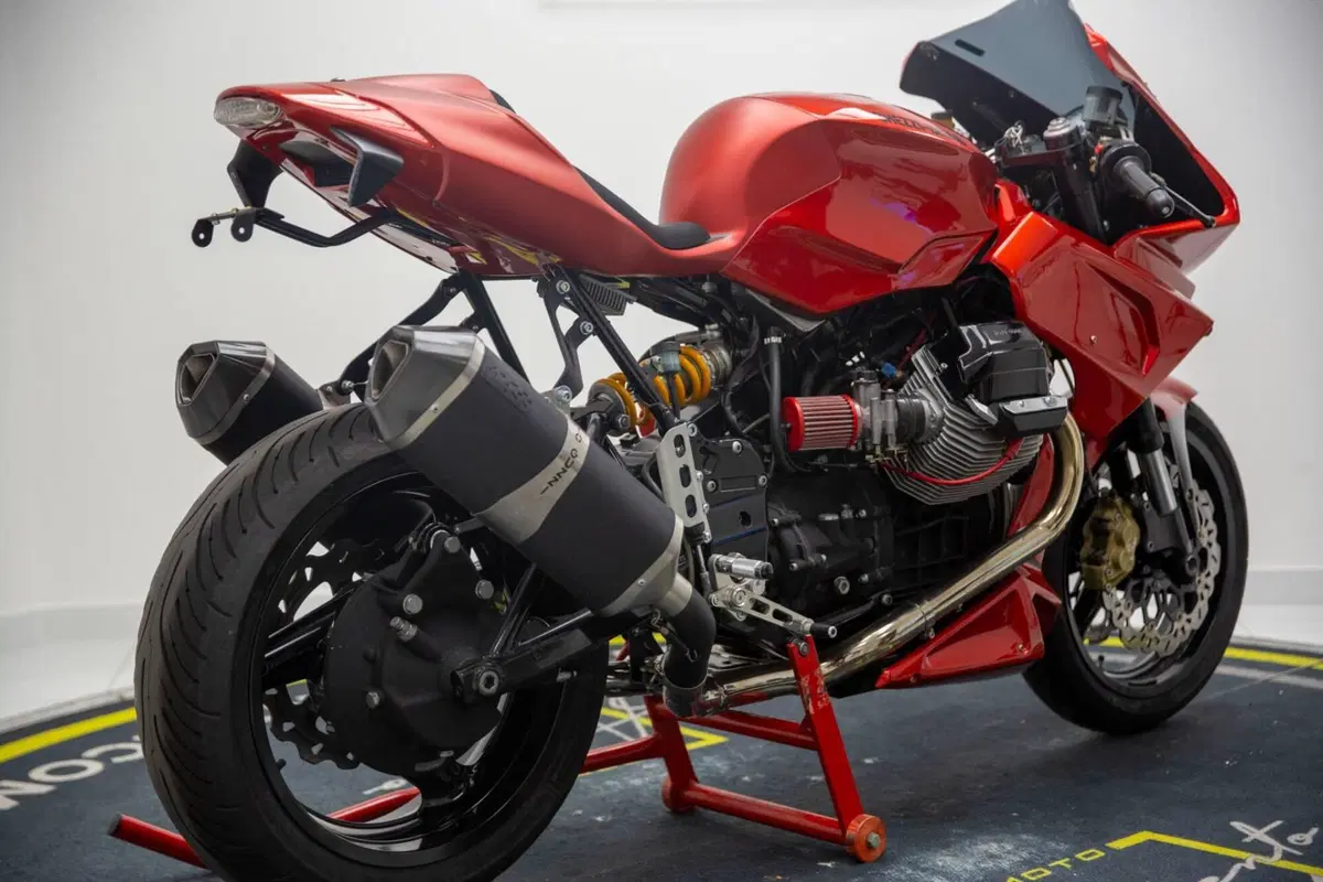 Ghezzi-Brian Super Twin (2001 - 03) (3)