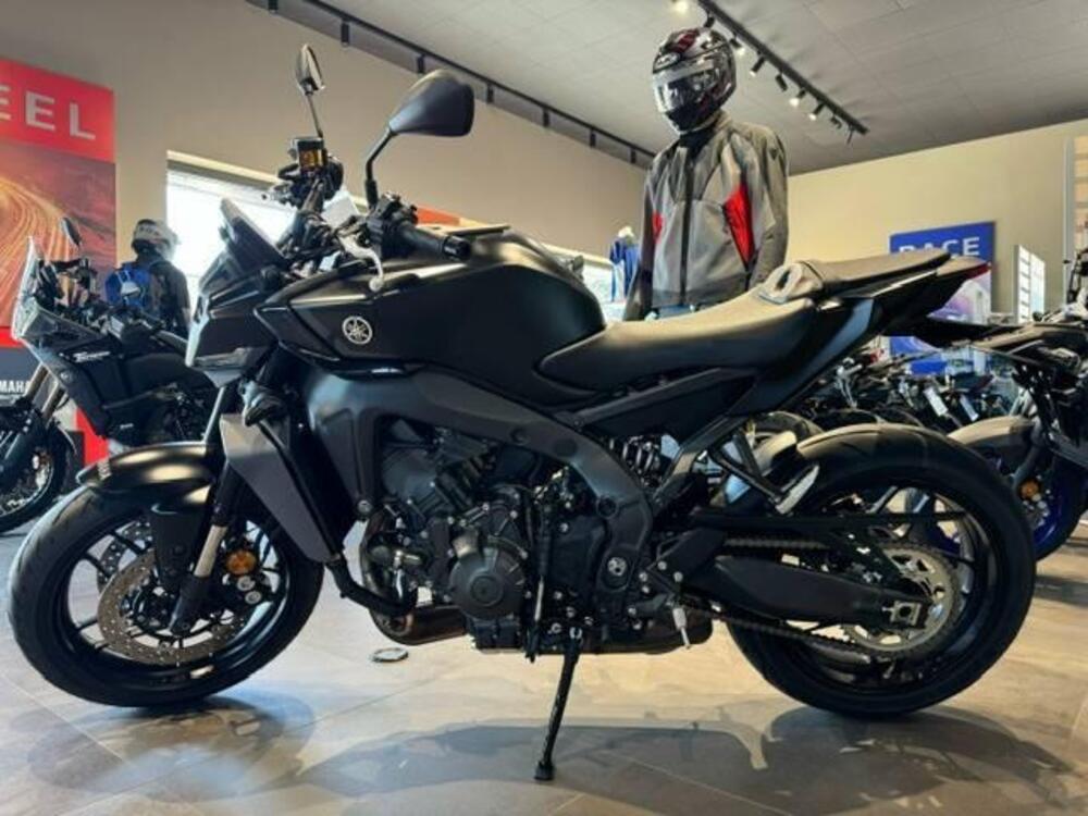 Yamaha MT-09 (2024)