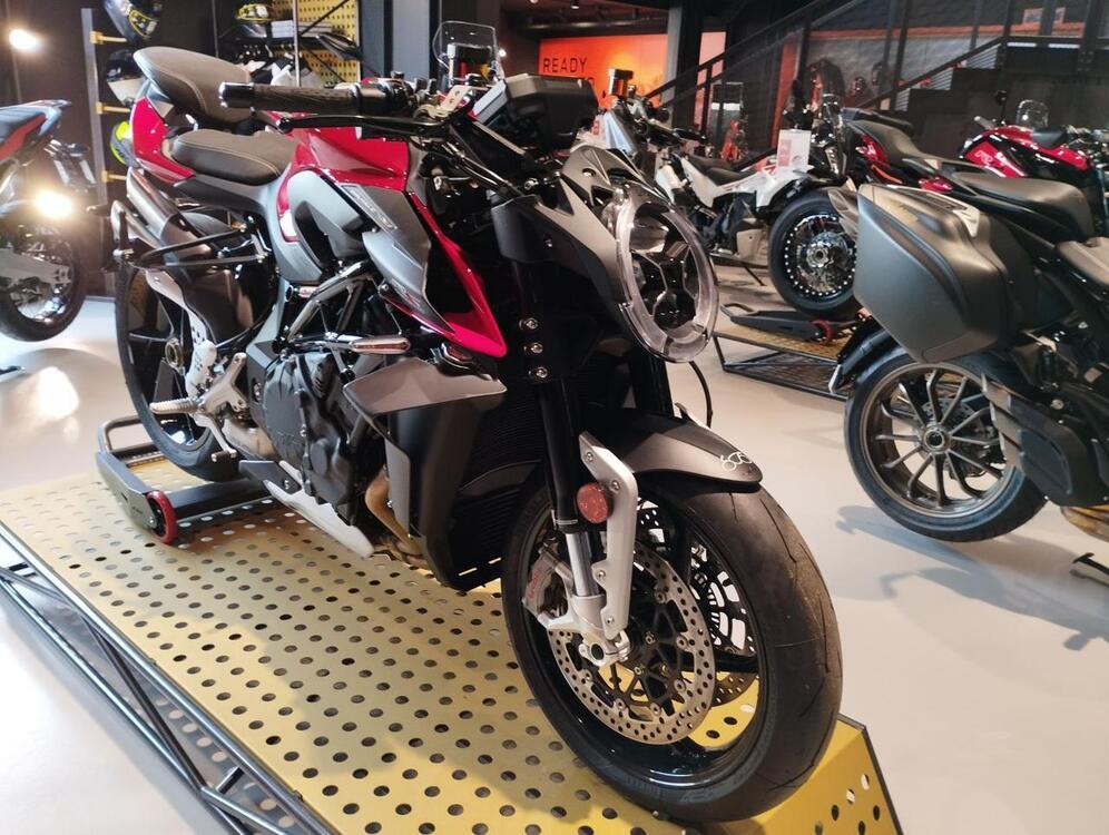 MV Agusta Brutale 1000 RS (2022 - 24) (4)