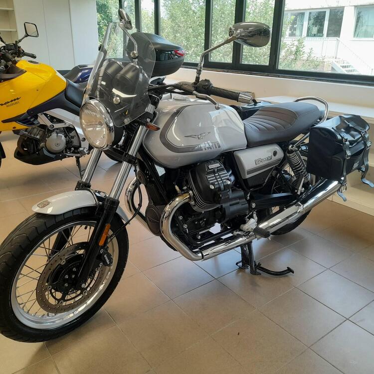 Moto Guzzi V7 Special (2021 - 24)