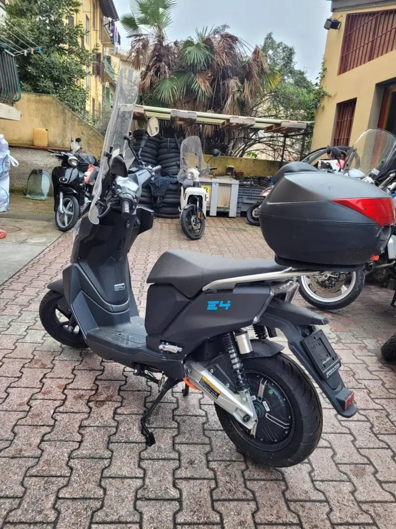 Lifan E4 L1e (2021 - 26) (2)