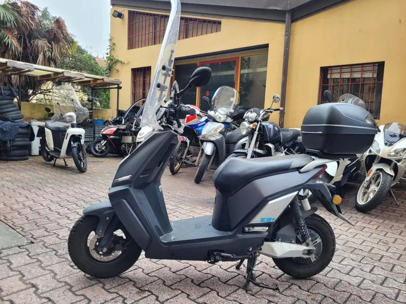 Lifan E3 (2018 - 26) (4)