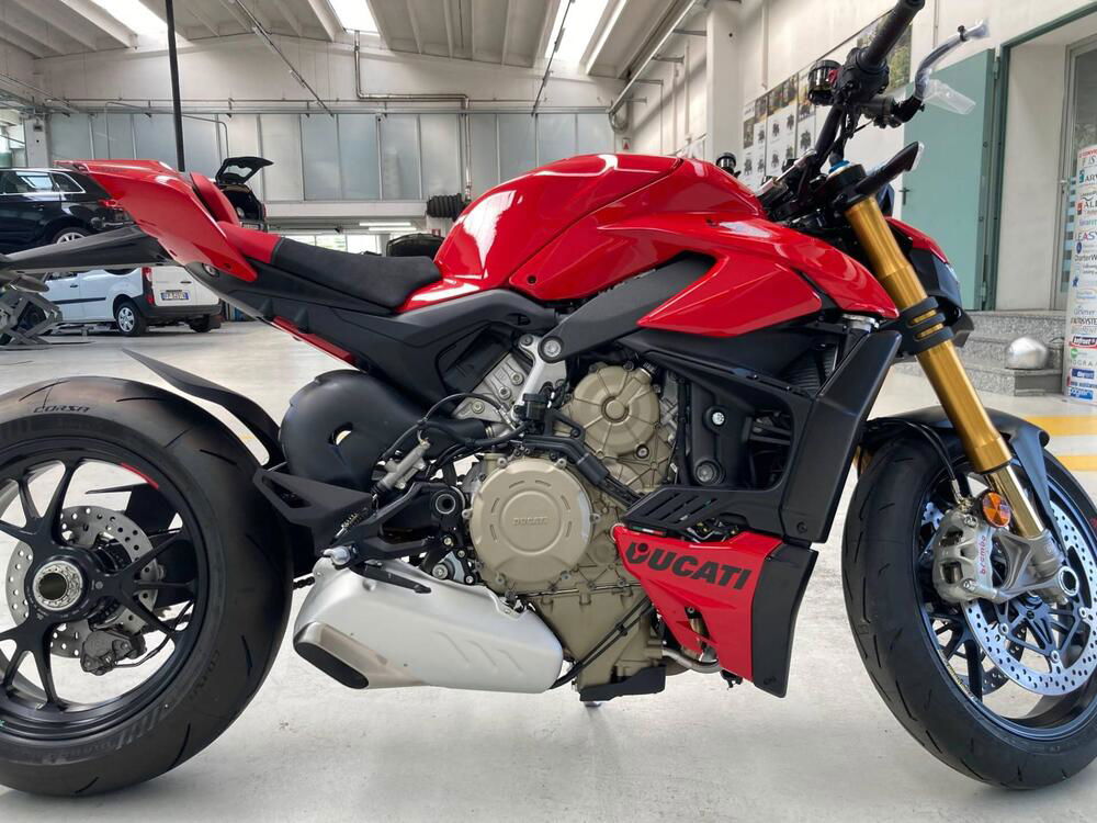 Ducati Streetfighter V4 S (2023 - 24) (4)