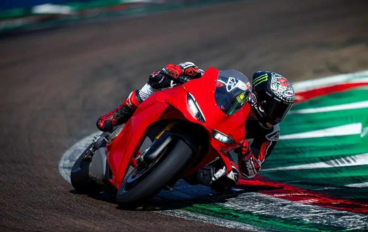 Nuova Ducati Panigale V4 2025: tutto quello che c'è da sapere  (6)