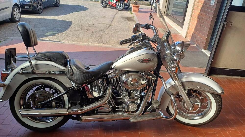 Harley-Davidson 1584 Deluxe (2007 - 08) - FLSTN