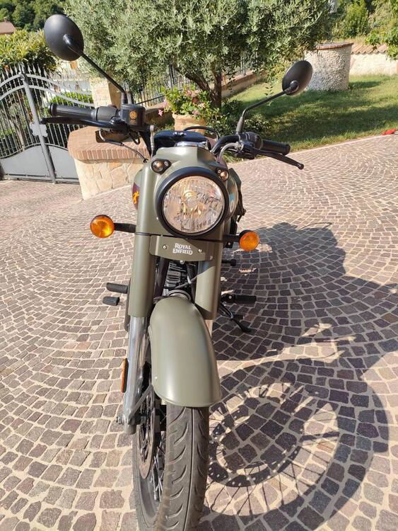 Royal Enfield Classic 350 (2021 - 24) (4)