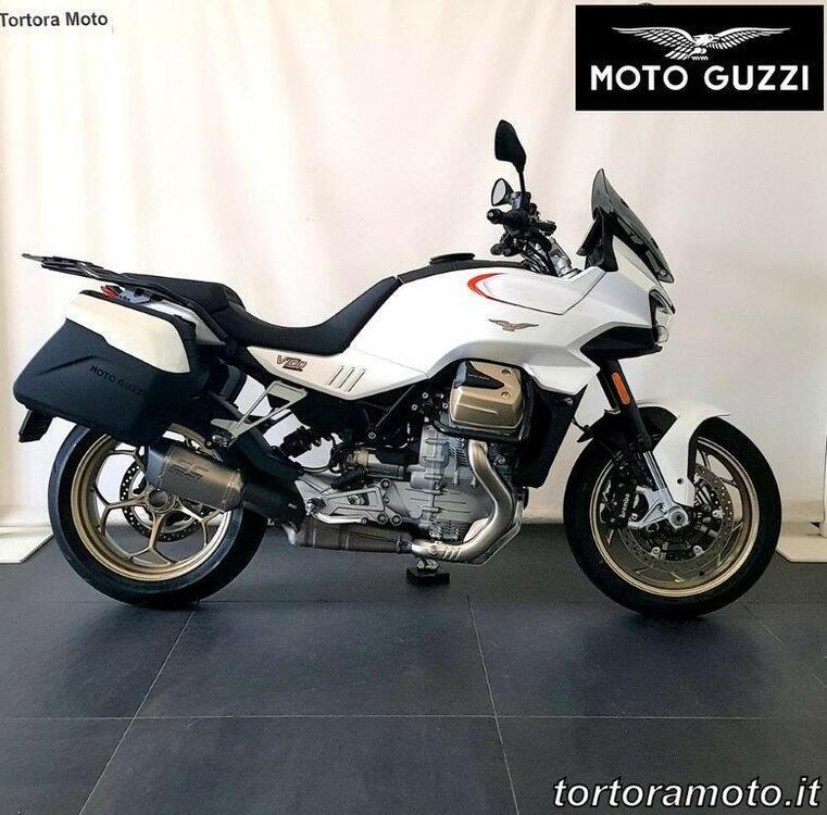 Moto Guzzi V100 Mandello (2023 - 24) (2)