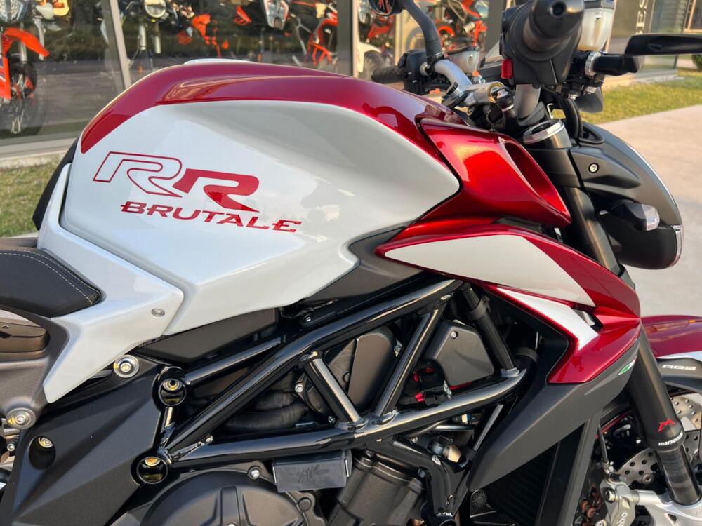 MV Agusta Brutale 800 RR (2021 - 24) (5)