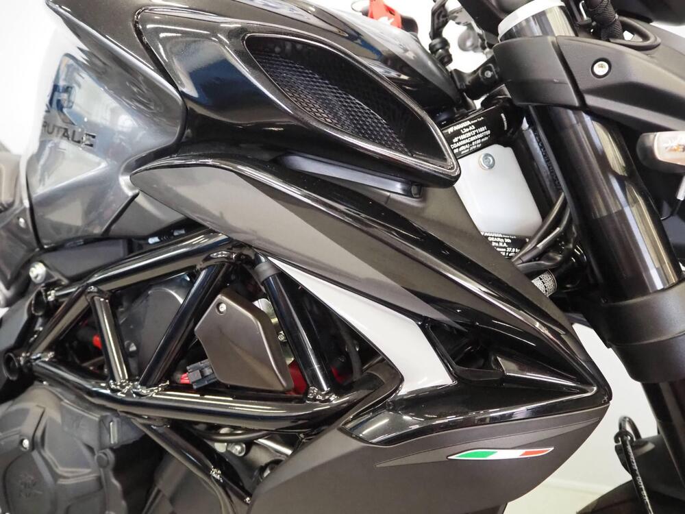 MV Agusta Brutale 800 RR (2021 - 24) (3)