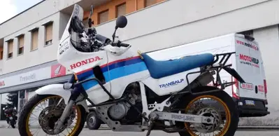 Come trasportare la vostra moto nel migliore dei modi? [VIDEO]