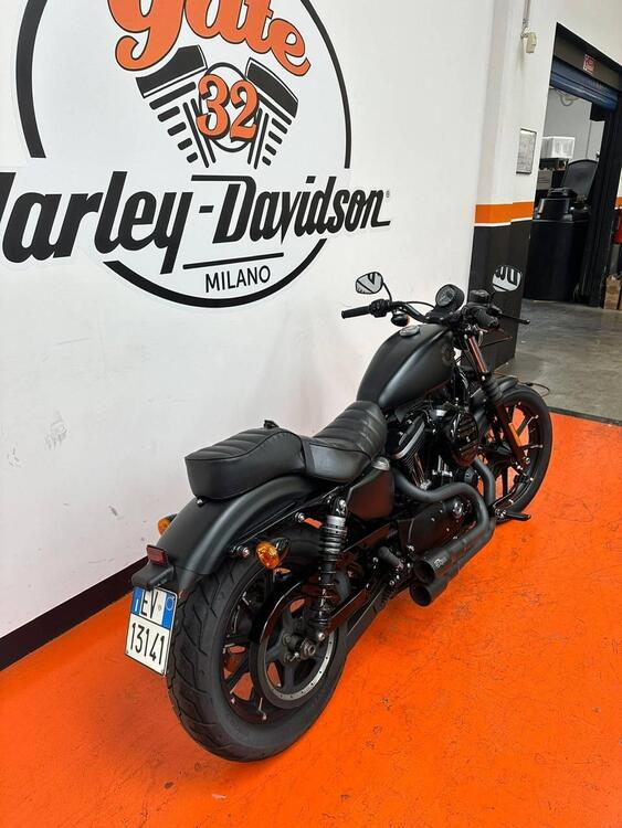 Harley-Davidson 883 Iron (2017 - 20) - XL 883N (3)