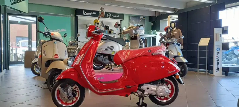 Vespa Primavera 50 RED (2023 - 26) (4)