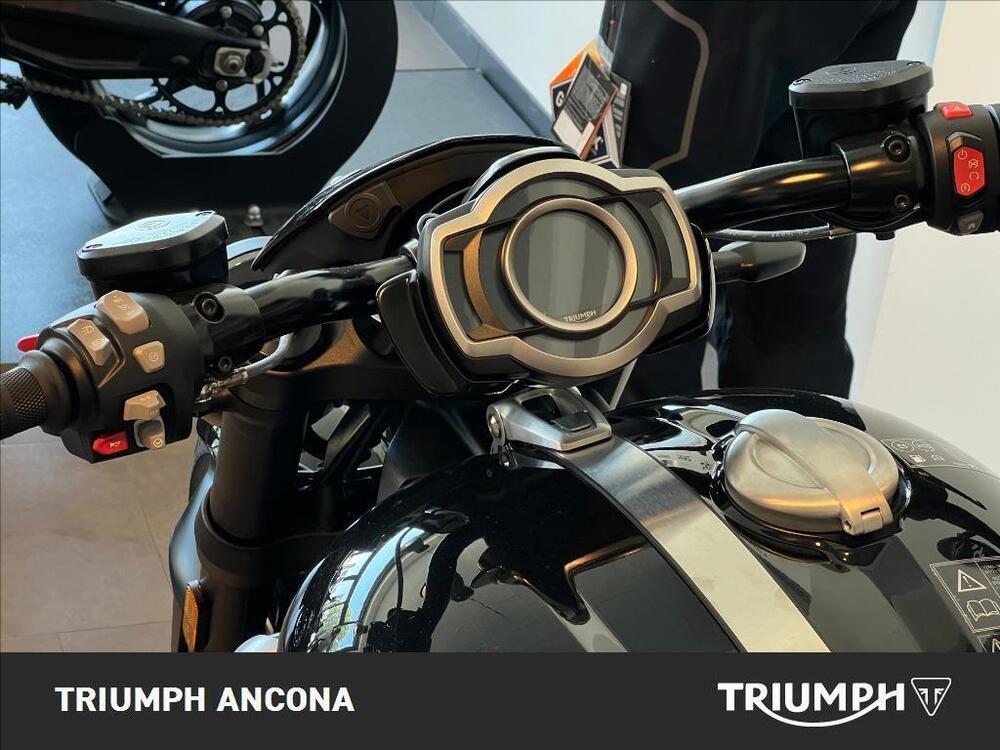 Triumph Rocket 3 Storm R (2024) (4)