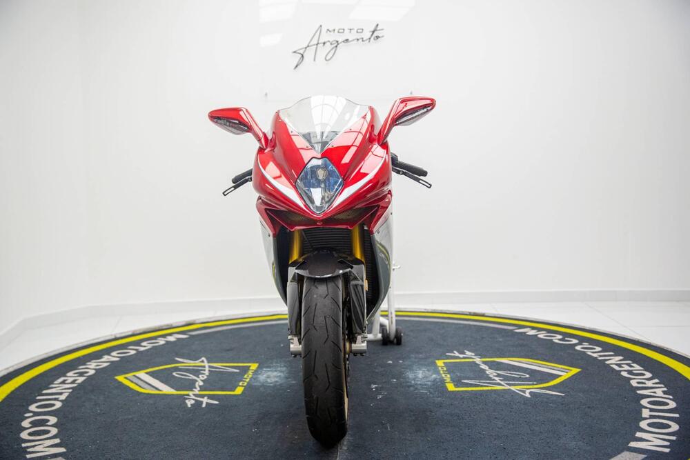 MV Agusta F3 675 Oro (2011) (2)