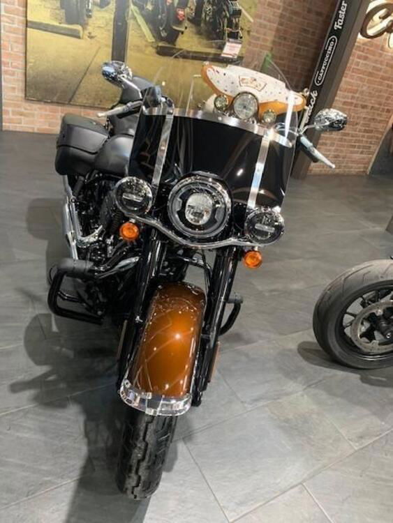 Harley-Davidson 114 Heritage Classic (2018 - 20) - FLHCS (5)
