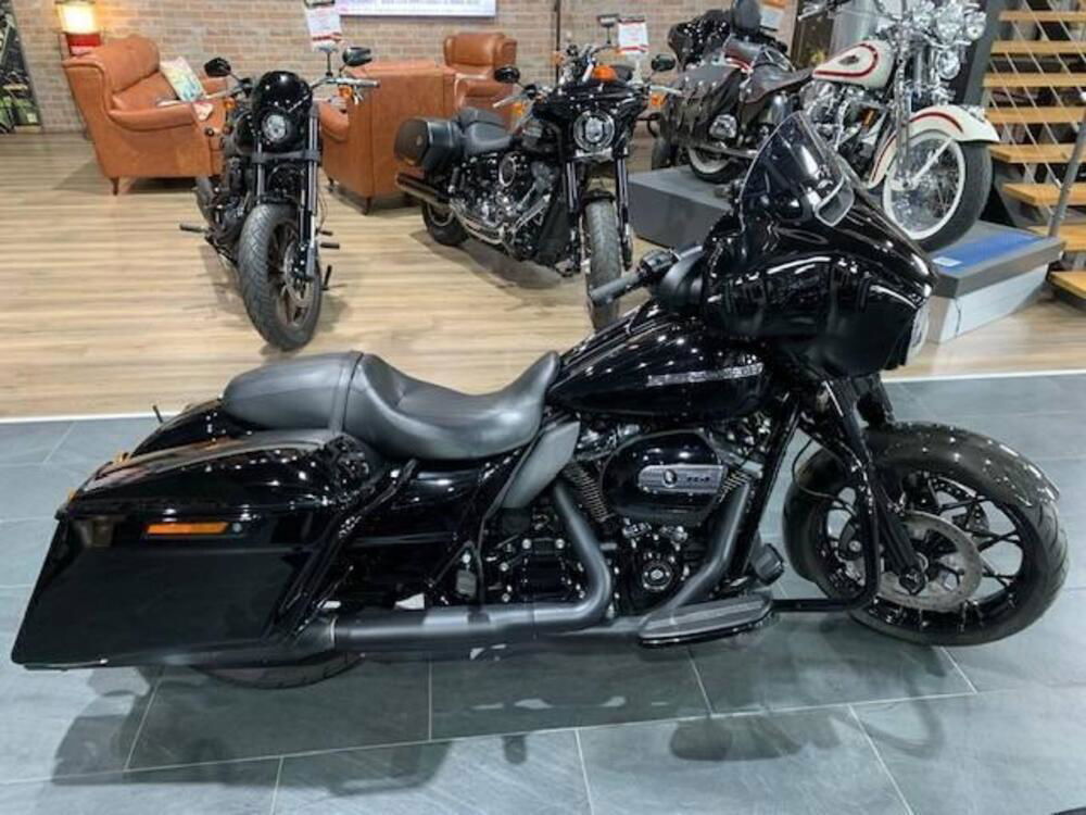 Harley-Davidson 114 Street Glide Special (2019 - 20) - FLHXS (2)