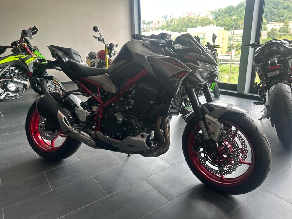 Kawasaki Z 900 Performance (2021 - 24) (3)