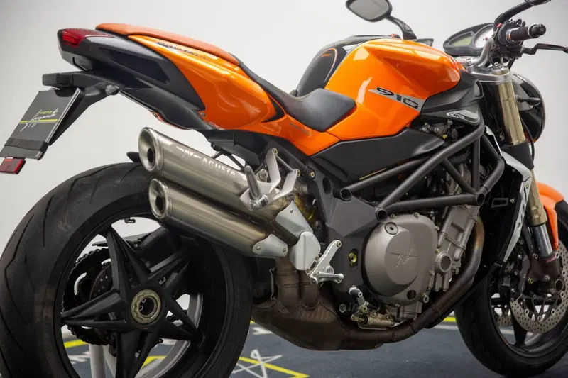 MV Agusta Brutale 910 R (2006 - 11) (8)