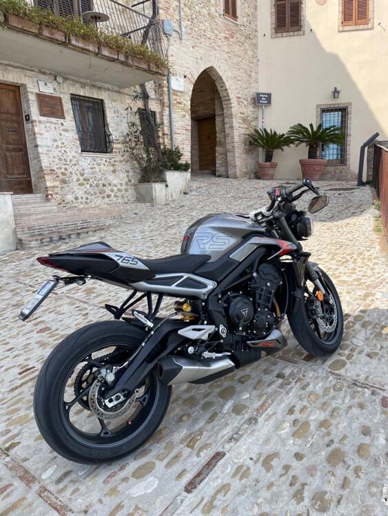 Triumph Street Triple 765 RS (2023 - 24) (4)