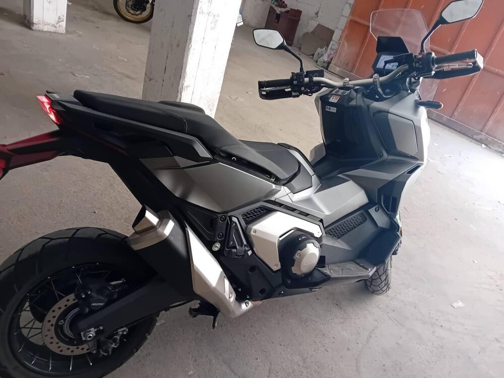 Honda X-ADV 750 DCT (2021 - 24) (4)