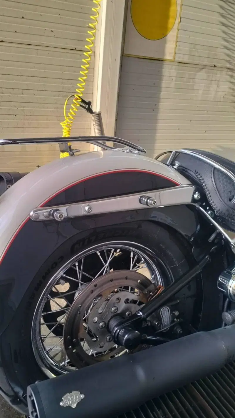 Harley-Davidson 1585 Softail Deluxe (2011) - FLSTN (7)