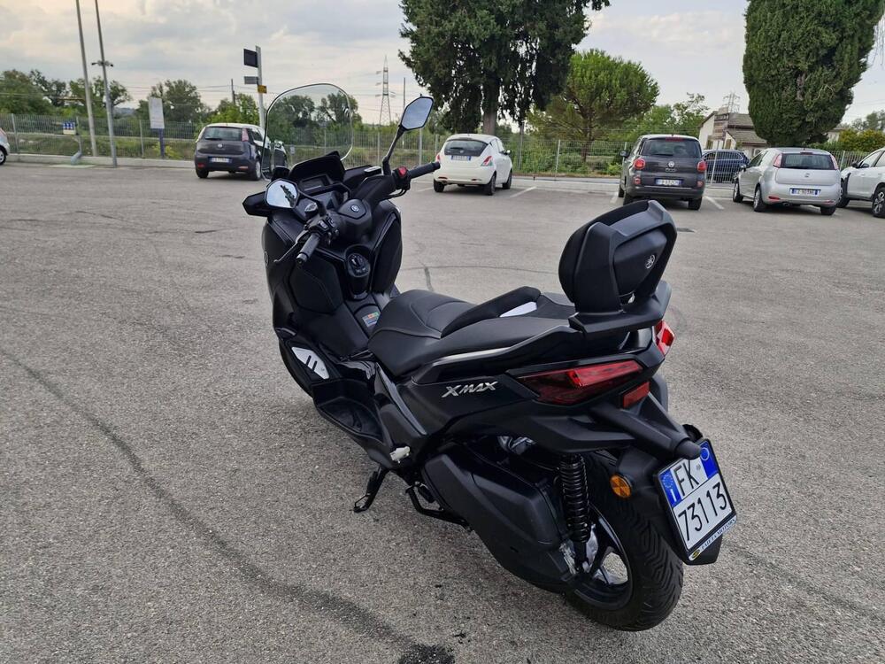 Yamaha X-Max 300 Tech Max (2021 - 24) (2)