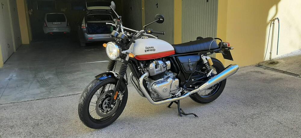 Royal Enfield Interceptor 650 (2021 - 24) (2)