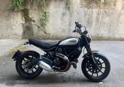 Ducati Scrambler 800 Icon Dark (2021 - 22) usata