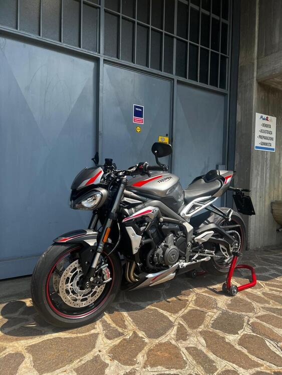 Triumph Street Triple RS (2020 - 22) (2)