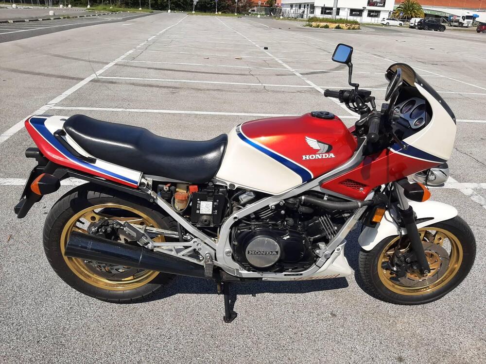 Honda Vf 750f 