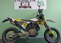 Husqvarna 701 Supermoto (2022) usata