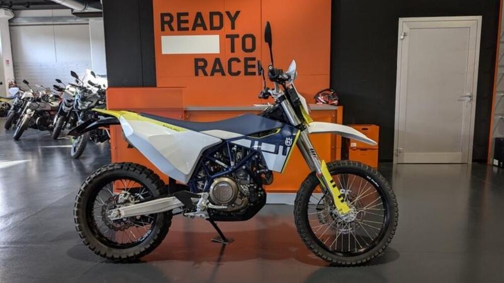 Husqvarna 701 Enduro (2023 - 24) (4)