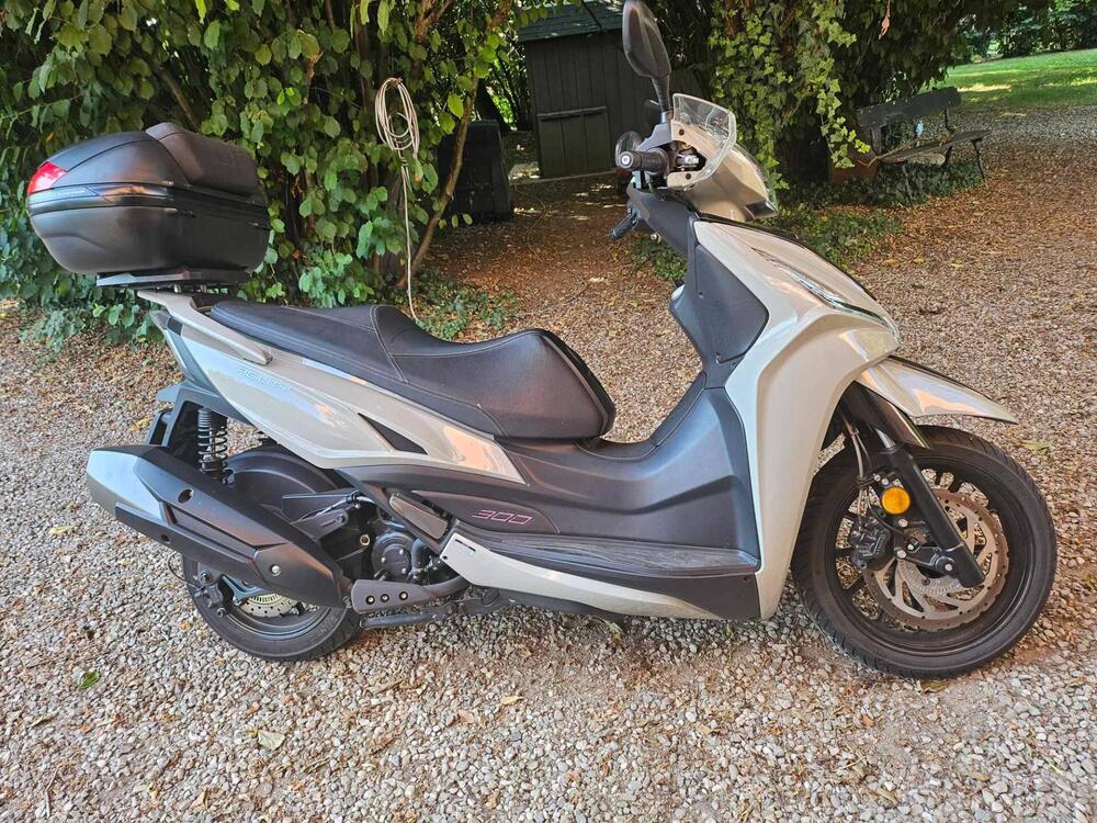 Kymco Agility 300i Noodoe (2020) (2)