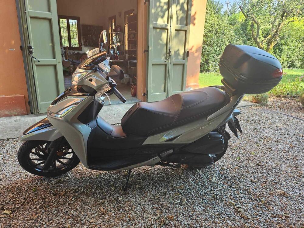 Kymco Agility 300i Noodoe (2020) (4)