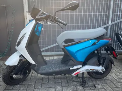 Piaggio 1 Active (2022 - 26) usata