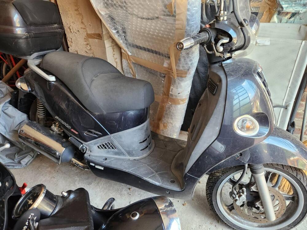 Kymco People 250 S (2)