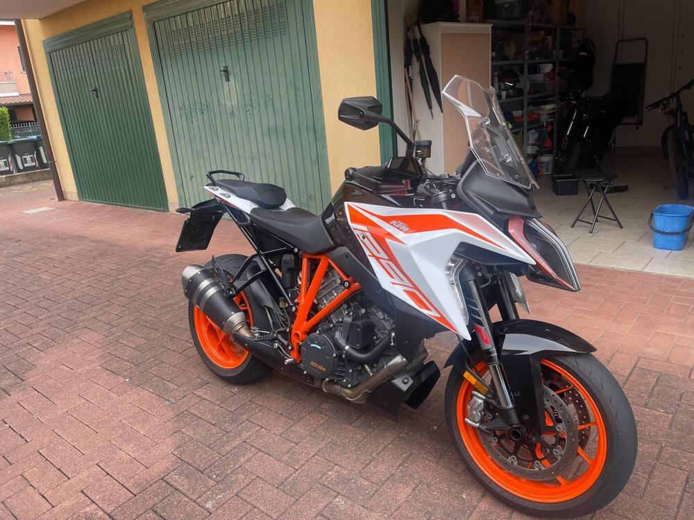 KTM 1290 Super Duke GT (2019 - 20) (2)