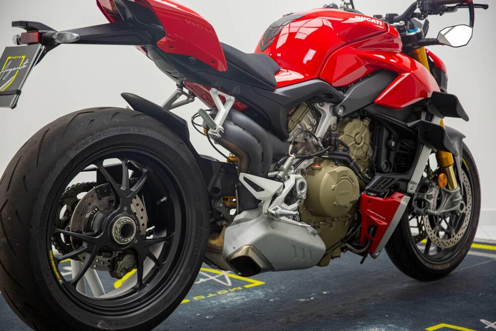 Ducati Streetfighter V4 1100 S (2020) (4)