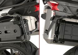 Givi TL8705KIT kit fissaggio toolbox S250 su porta