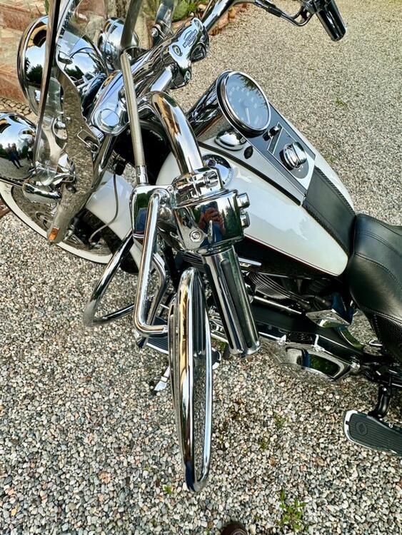 Harley-Davidson 1450 Deluxe (2005 - 06) - FLSTNI (3)