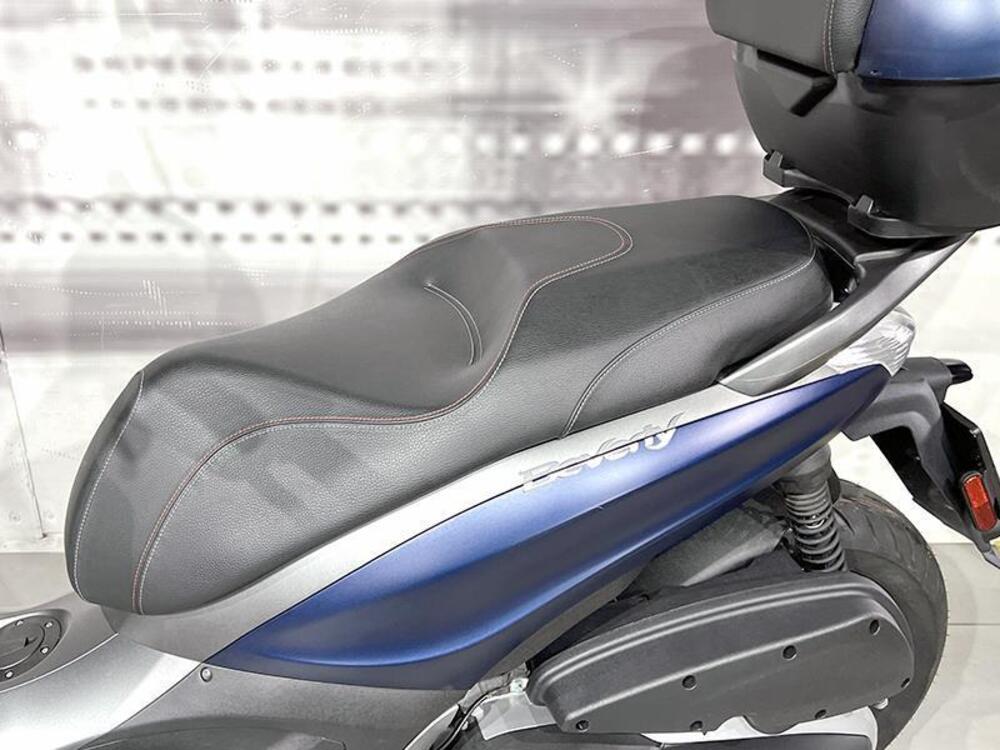 Piaggio Beverly 350 S ABS (2019 - 20) (3)