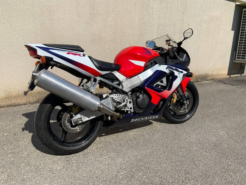 Honda CBR 900 RR Fireblade (2000 - 01) (2)