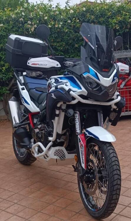 Honda Africa Twin CRF 1100L ES (2024 - 25) (4)