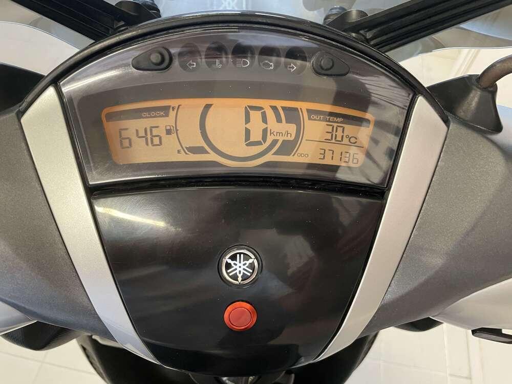 Yamaha Xenter 125 (2011 - 14) (2)