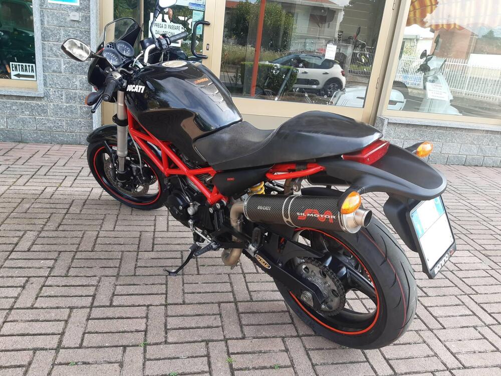 Ducati Monster 695 (2006 - 08) (4)