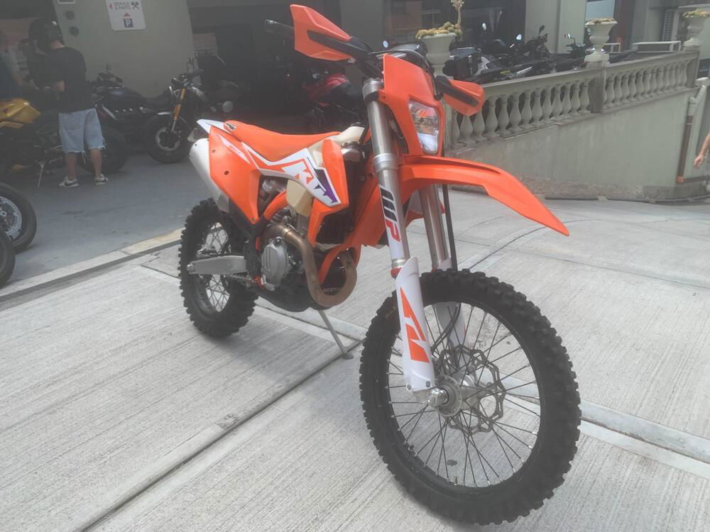 KTM EXC 350 F (2023) (4)