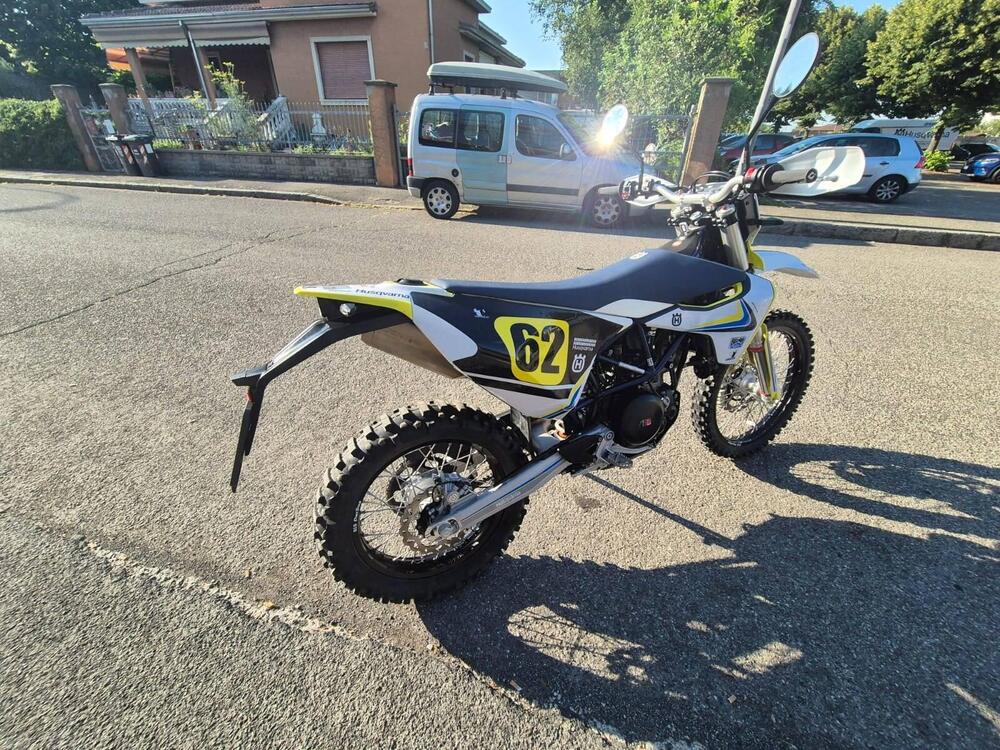 Husqvarna 701 Enduro (2023 - 24) (3)