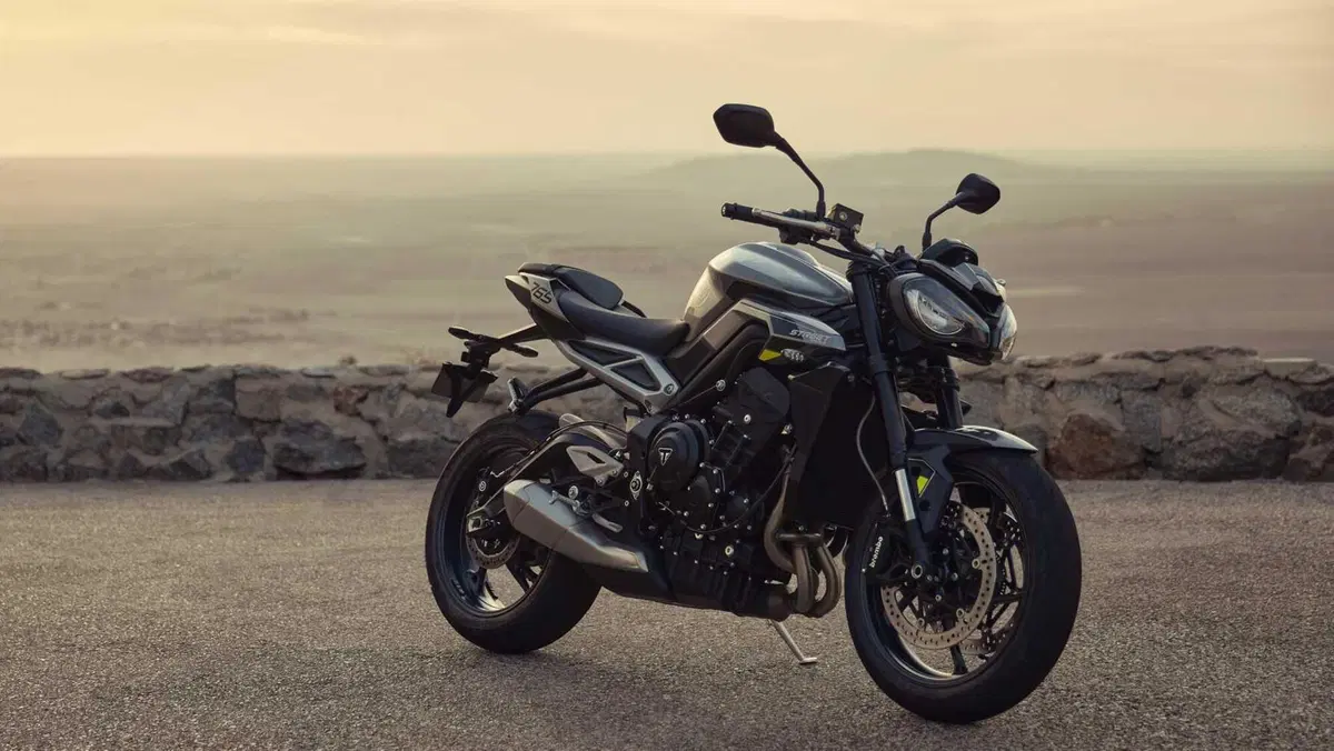 Triumph Street Triple Street Triple 765 R A2 (2024 - 26) (18)
