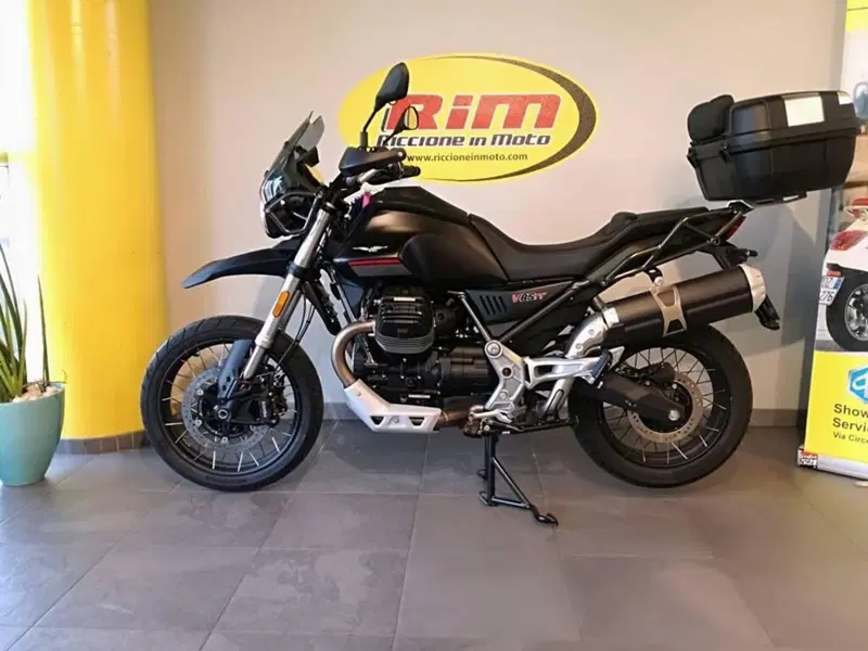 Moto Guzzi V85 TT (2021 - 23) (4)